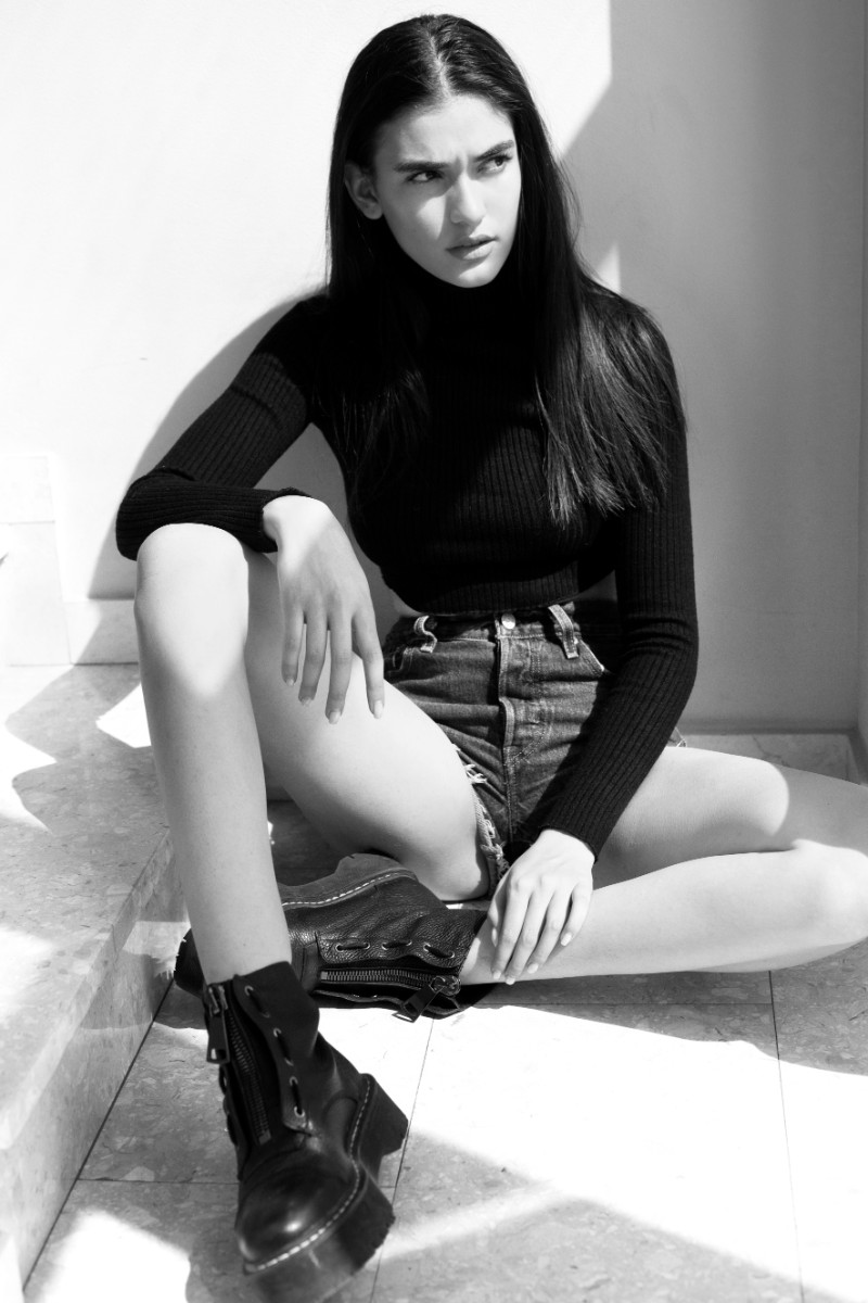 Iulia p web110425 (16)
