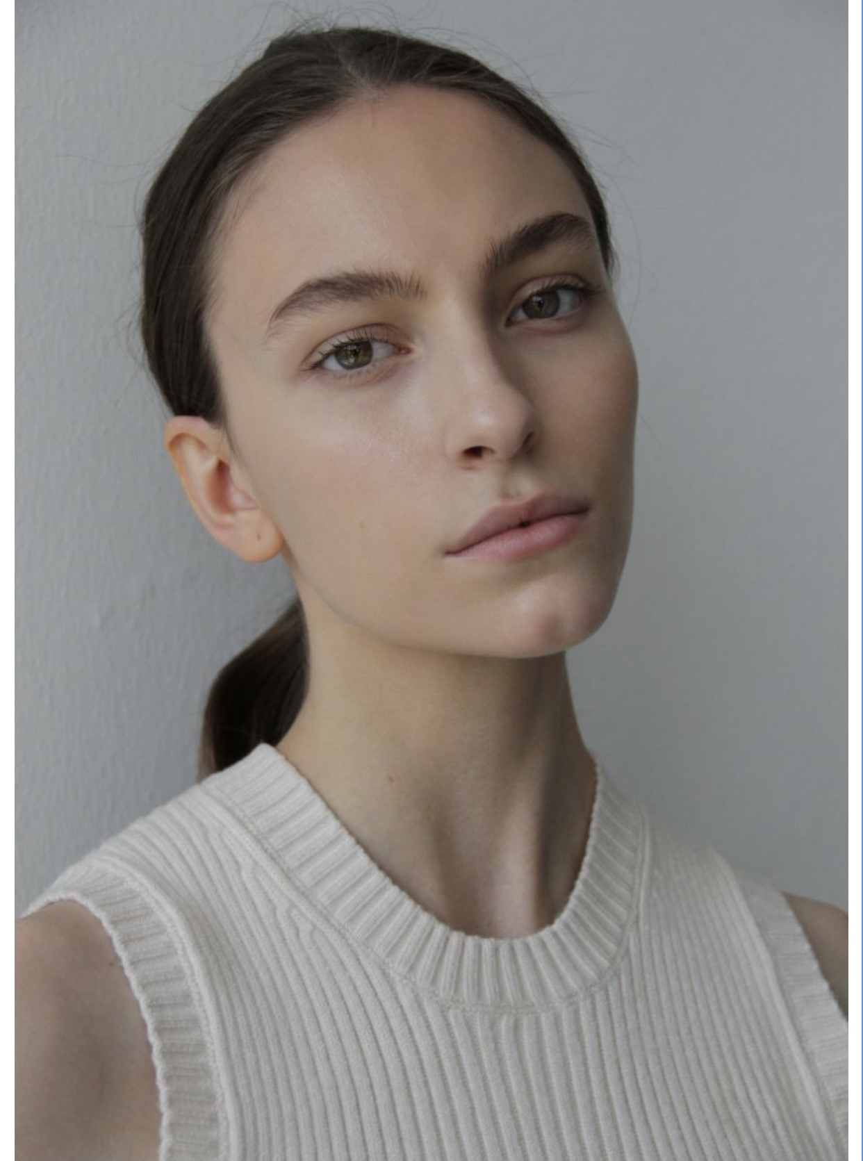 iuliamweb24 (1)