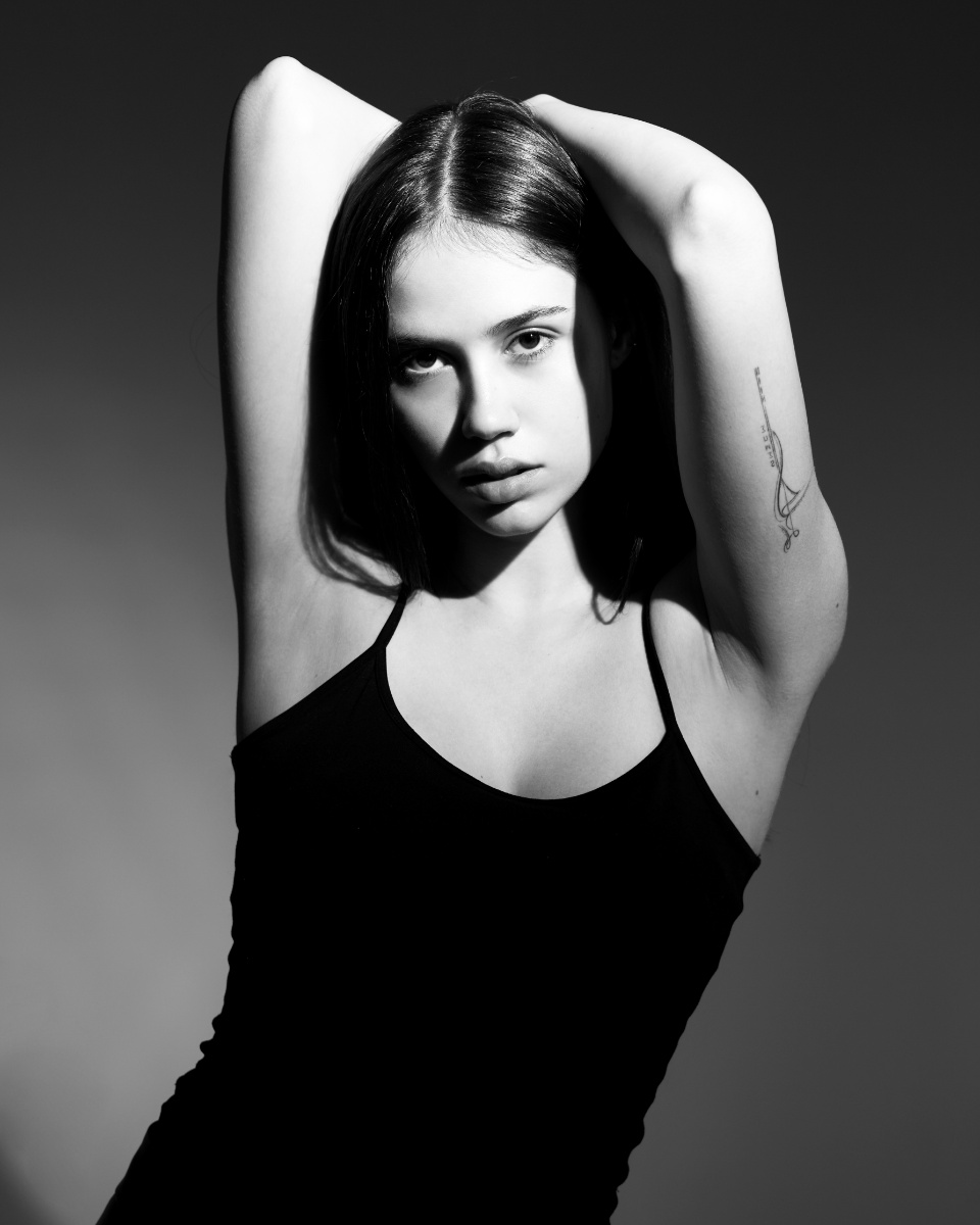erikaweb041125 (7)