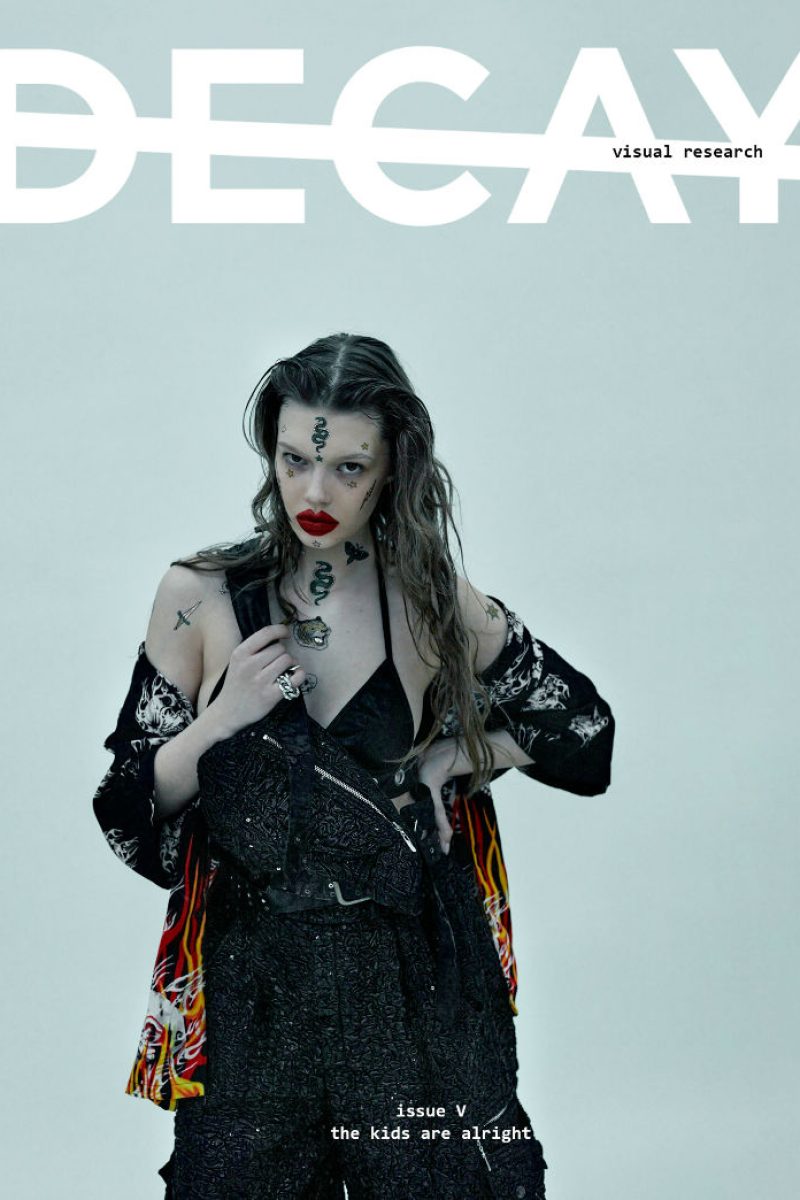1096_ami-florea-decay-magazine-v