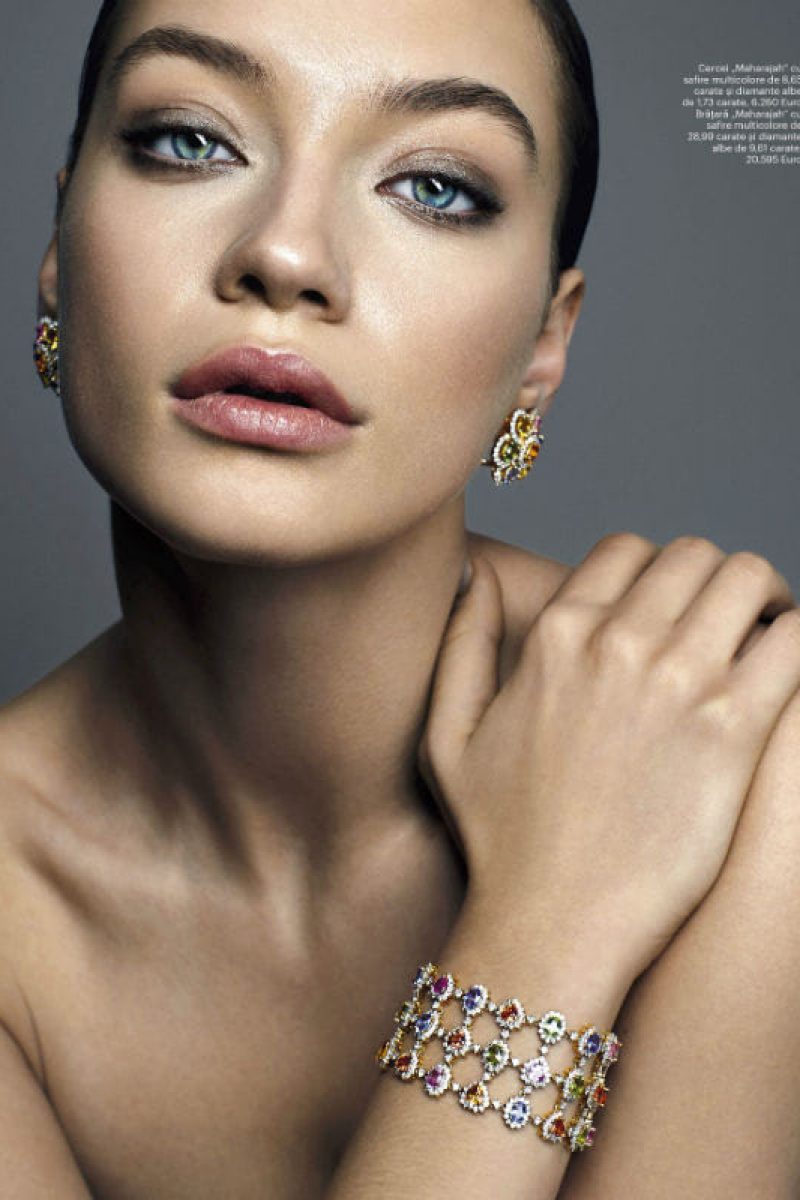523_carolina-bruma-beauty-editorial-harper-s-bazaar-romania-december-2017