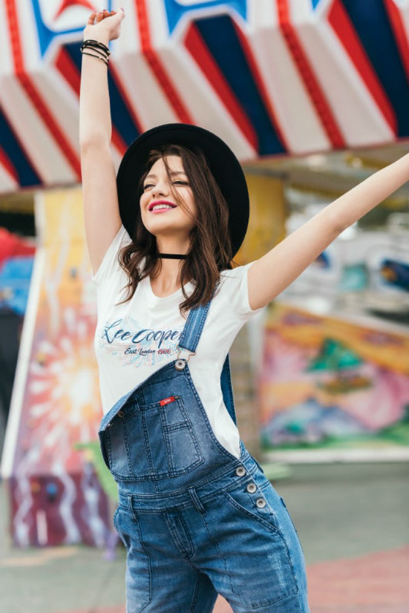 565_carolina-bruma-in-lee-cooper-spring-2018-campaign