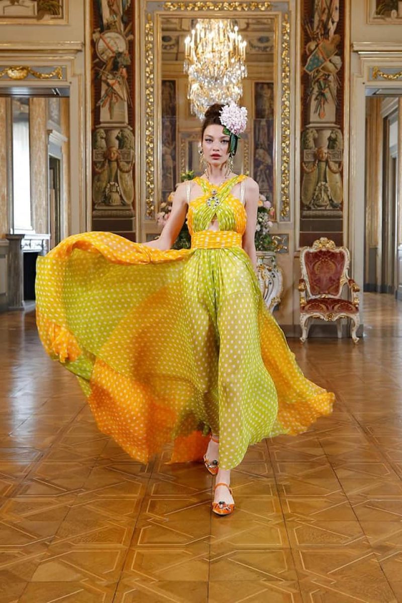 875_carolina-bruma-show-dg-alta-moda-milan-2020