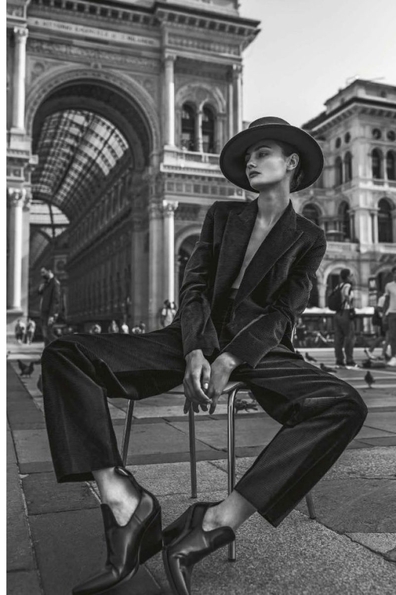 936_paula-cioltean-editorial-vanity-fair-italy-october-2020